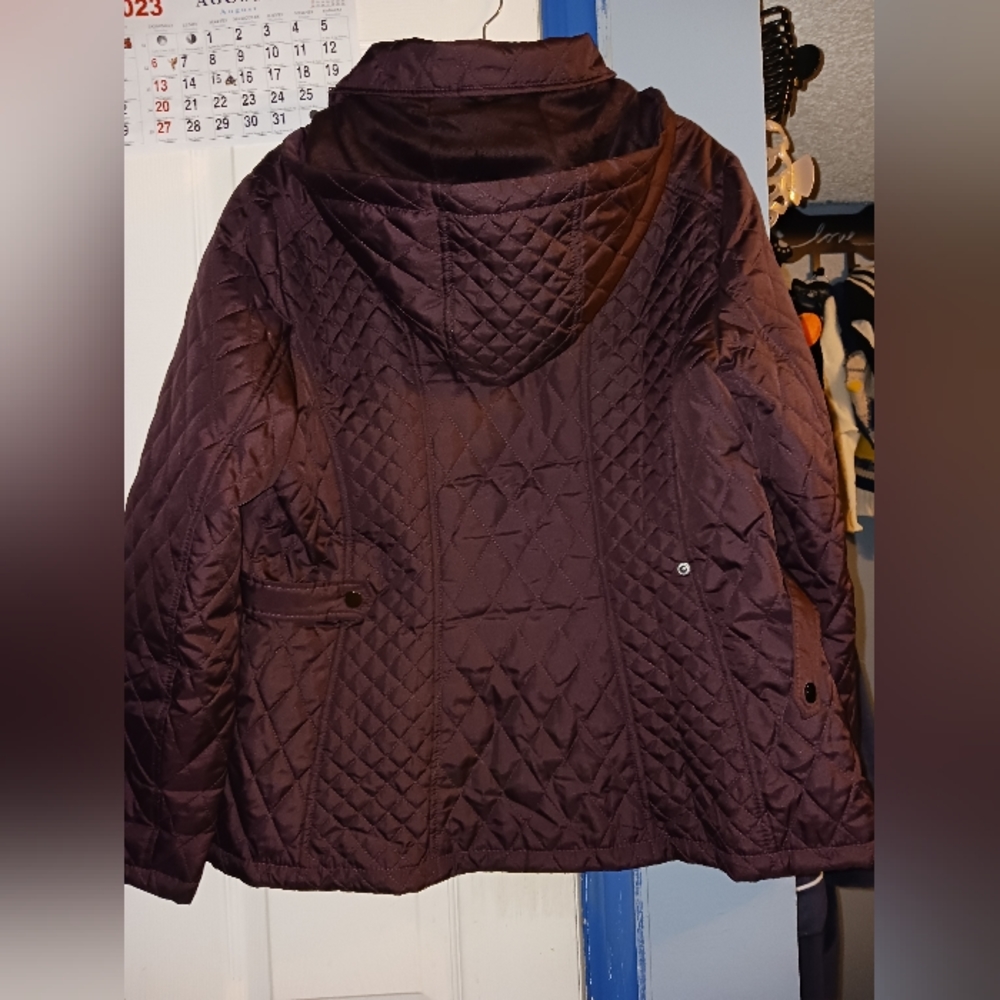 Jacket - Picture 8 of 11